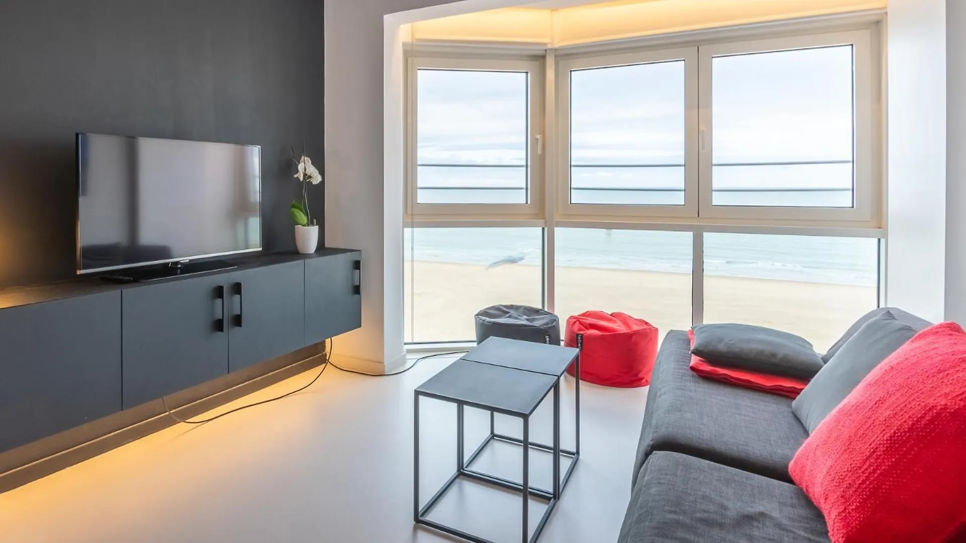 Eliza - Luxurious Apartment With Stunning Sea Views Oostende België