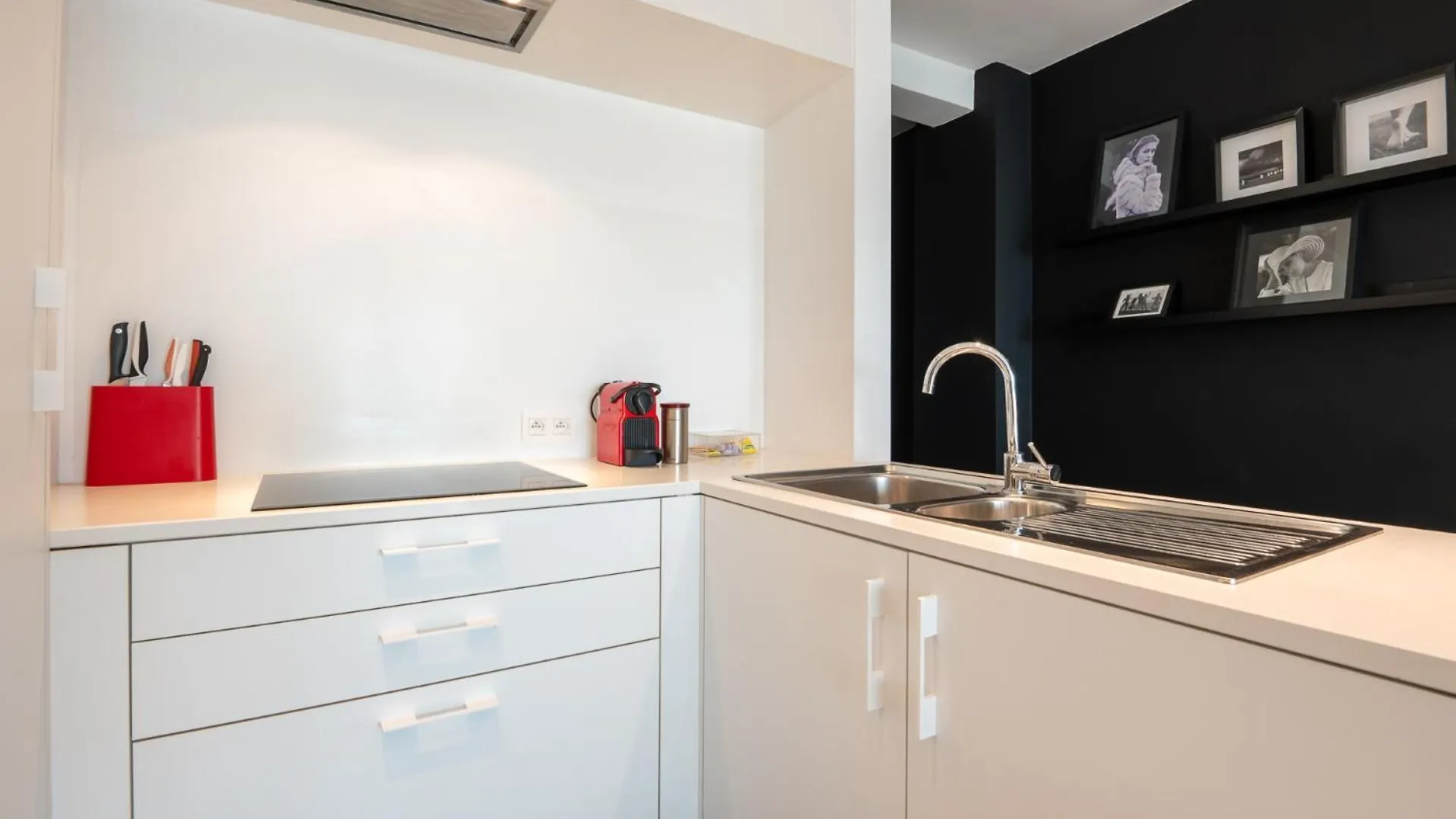 Eliza - Luxurious Apartment With Stunning Sea Views Ostend 0*,  Belgium