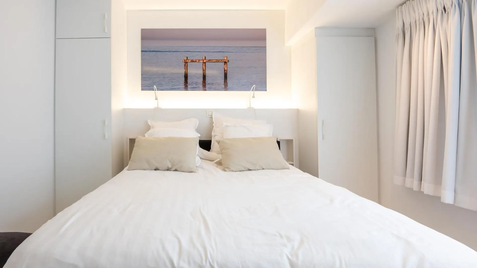 Eliza - Luxurious Apartment With Stunning Sea Views Ostend 0*,  Belgium