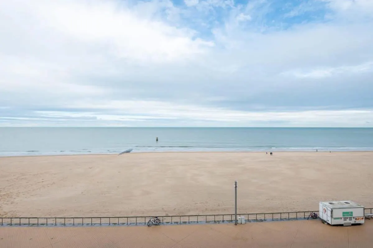 Eliza - Luxurious Apartment With Stunning Sea Views Oostende België